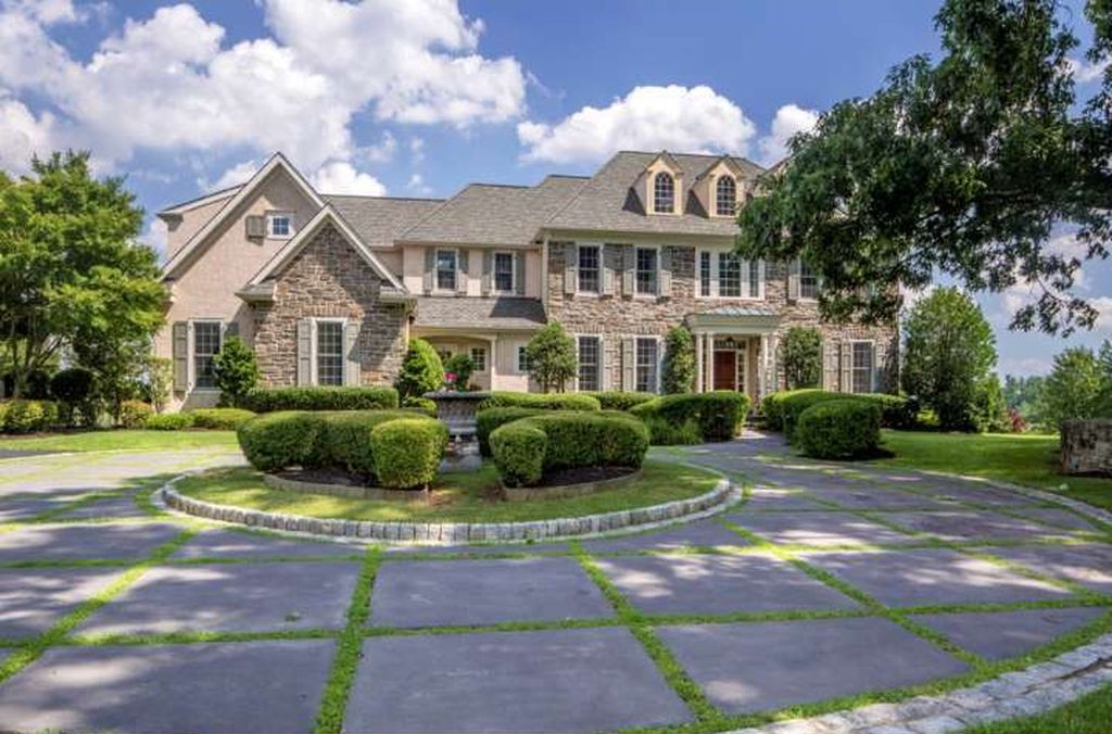 House of the Week: Stunning Stone Mansion in Media