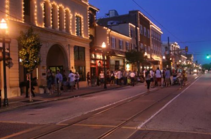State Street at night in Media Borough