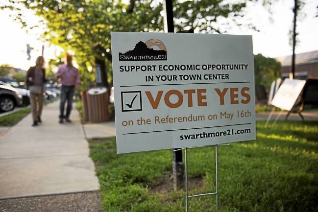 A political sign encouraging voters to support a referendum allowing liquor licenses in Swarthmore