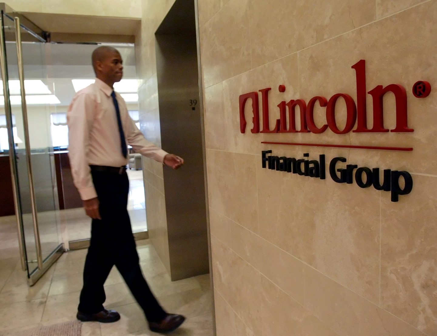 Lincoln financial sign on xplornet ipo