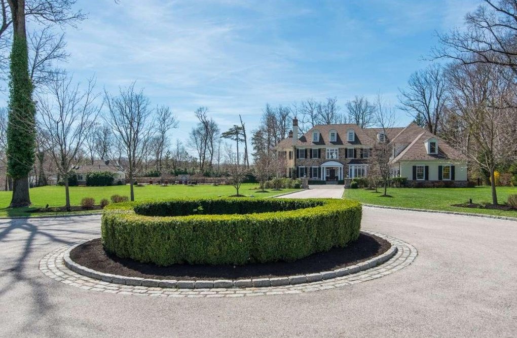 DNB First House of the Week: No Expense Spared in This Custom-Built Mansion in Haverford