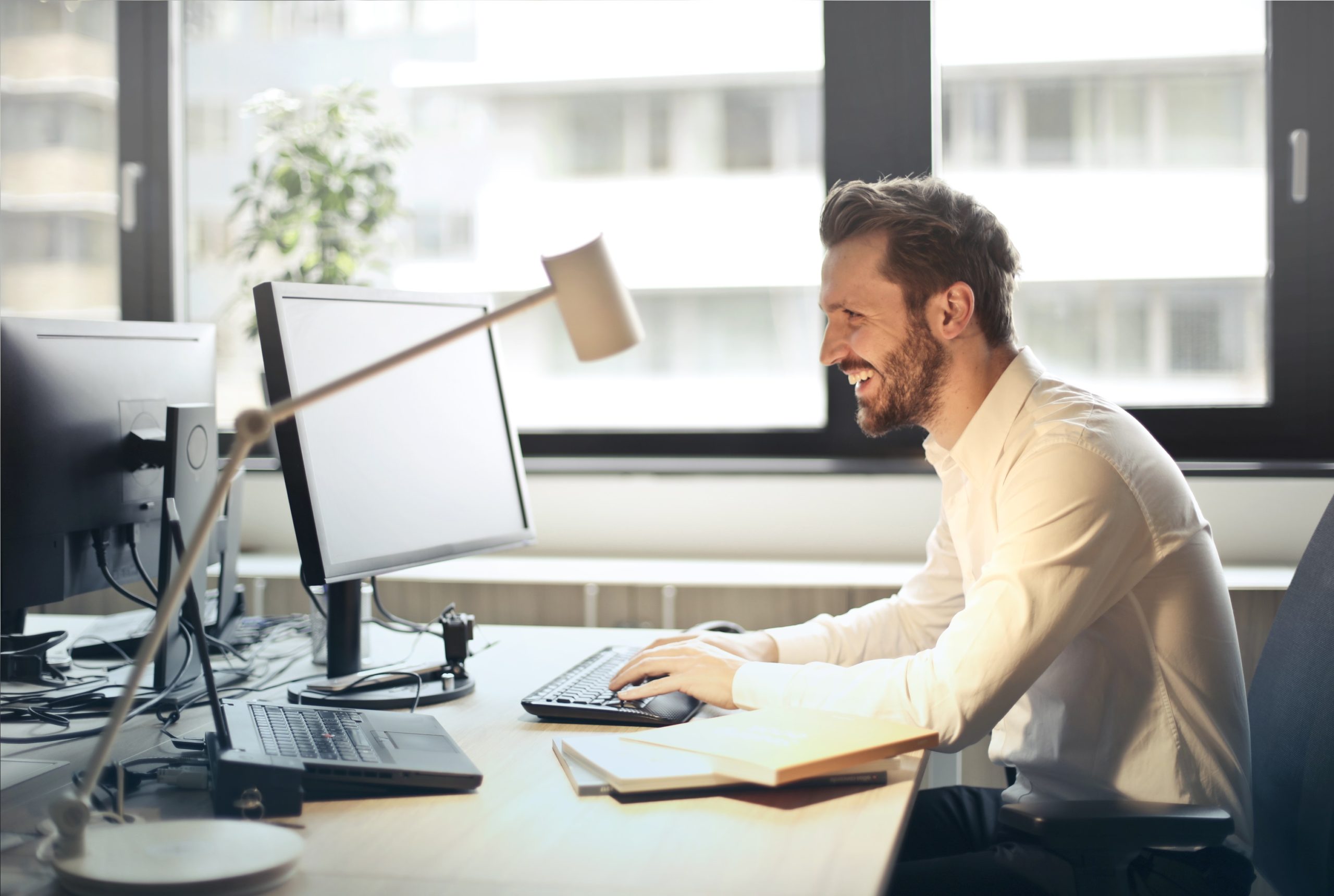 Top 10 Cool, Under $20 Office Products to Improve Your Monday
