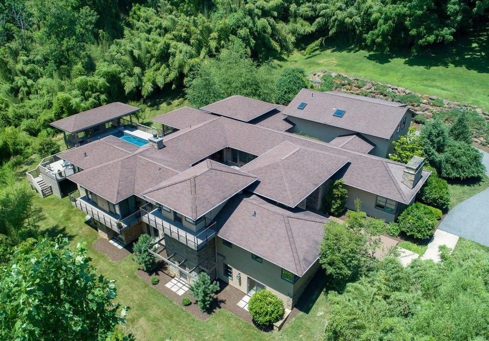 DNB First House of the Week: Private Oasis in Chadds Ford