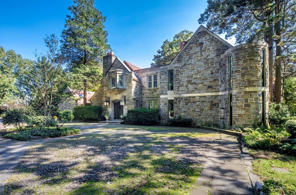 DNB First House of the Week: Check Out the Floors of This Grand Estate in Haverford