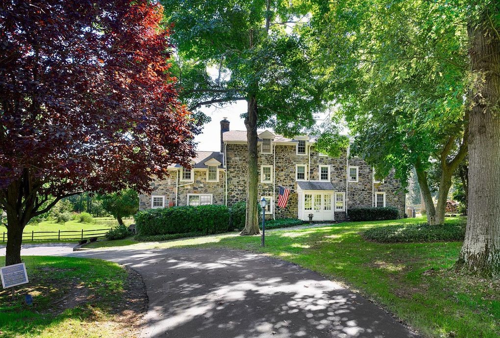 DNB First House of the Week: Stone Farmhouse Built in 1687 in Glen Mills