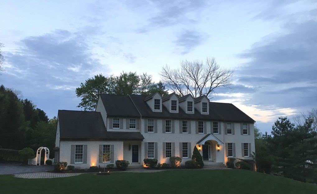 DNB First House of the Week: Stately Colonial in Media