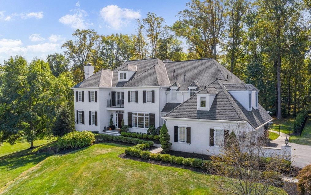 DNB First House of the Week: Model Home in Sought-After Neighborhood of Newtown Square