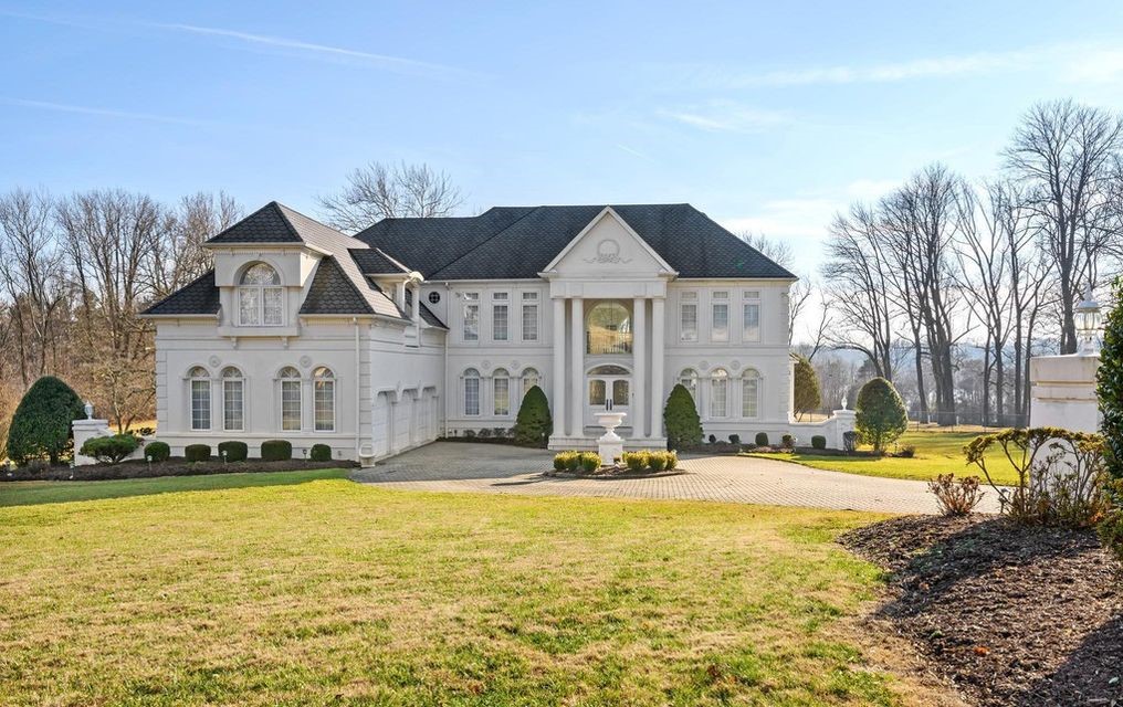 Malvern Bank House of the Week: Custom-Built Home on Retreat Setting in Newtown Square