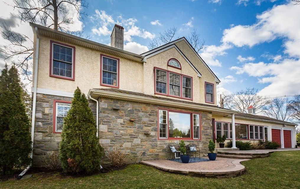 Malvern Bank House of the Week: Colonial with Golf-Course Views in Haverford Township