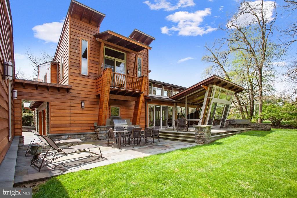 Malvern Bank House of the Week: One-of-a-Kind Contemporary in Ardmore