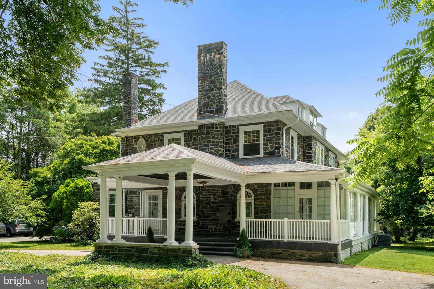Malvern Bank House of the Week: 1925 Stone Colonial in Haverford