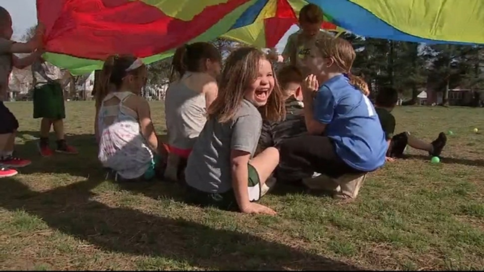 kids play outside at Ridley Park fitness class