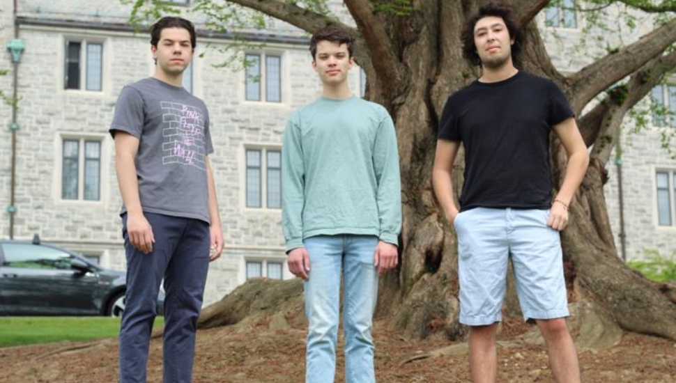 Woodrose has cut 2 EP albums in a year, despite being separated by the pandemic