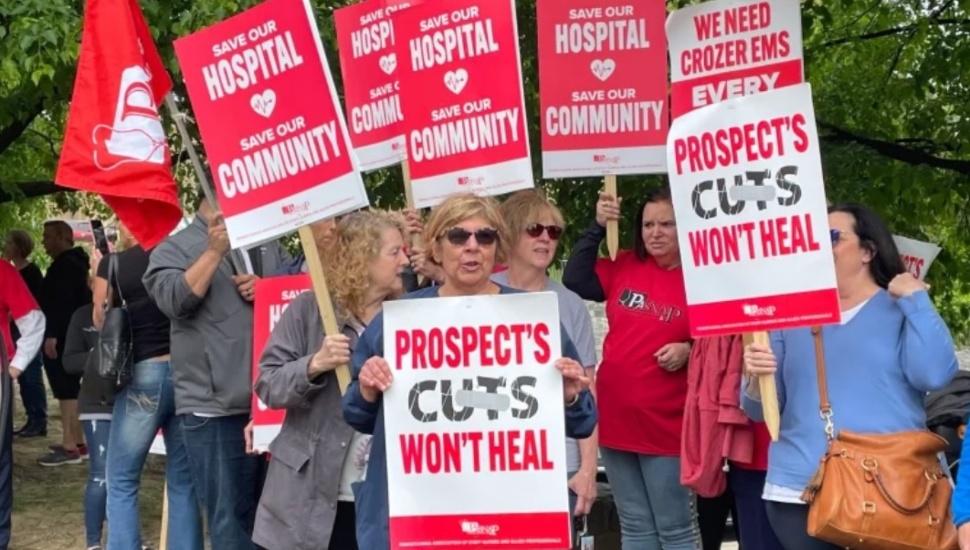 Union workers picketing outside Delaware County Memorial Hospital Wednesday.