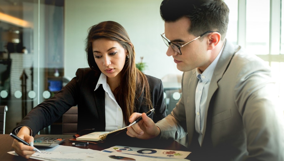 How Women Can Break Through and Reshape Attitudes About Investing