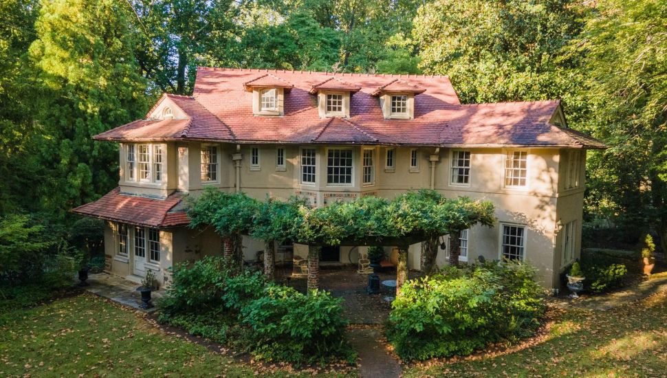 Malvern Bank House of the Week: William Lightfoot Colonial in Rose Valley