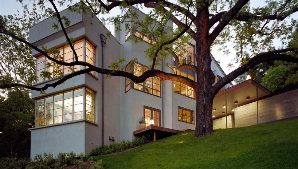 The outside of a luxury home at 308-10 Julip Run in Wayne