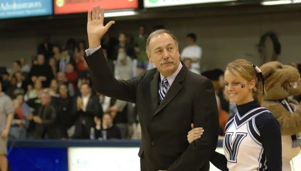 Chris Ford at his 2006 jersey retirement ceremony at the Pavilion in Villanova