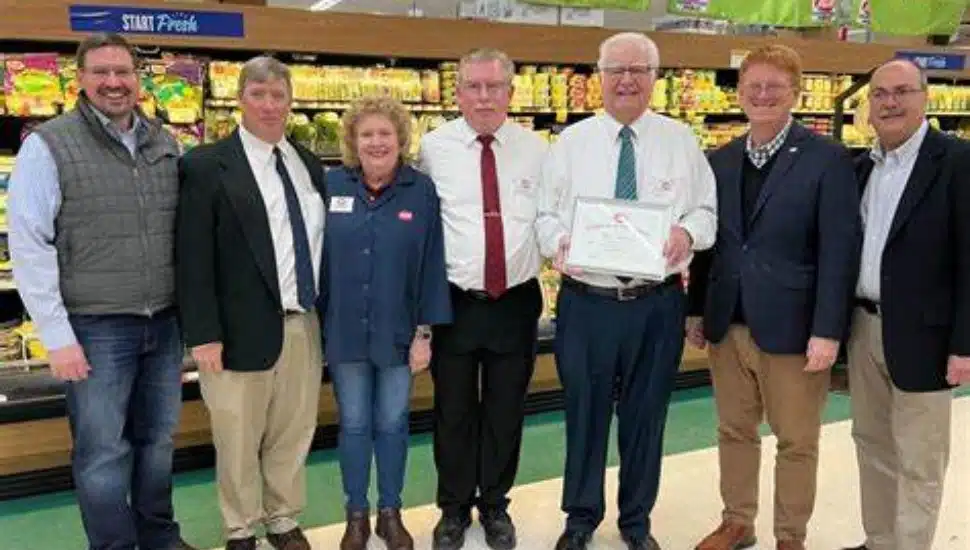 John Hallinan receives recognition as IGA's Retailer of the Year