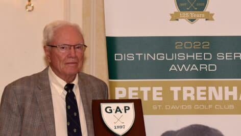 Pete Trenham receives the Golf Association of Philadelphia Distinguished Service Award.