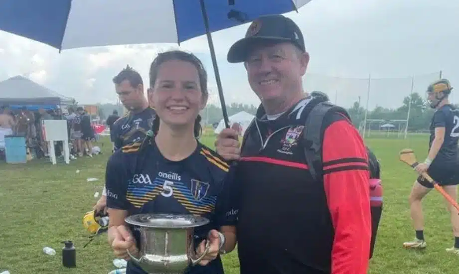 Anthony Daly with his daughter Shannon after she won the USGA carmogle final with Na Toradihe.