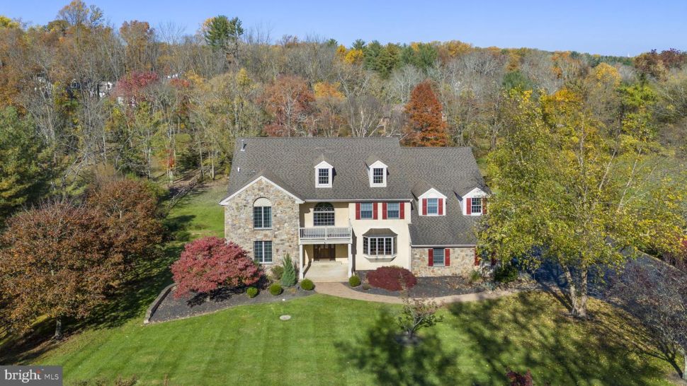 A Newtown Square colonial is for sale.