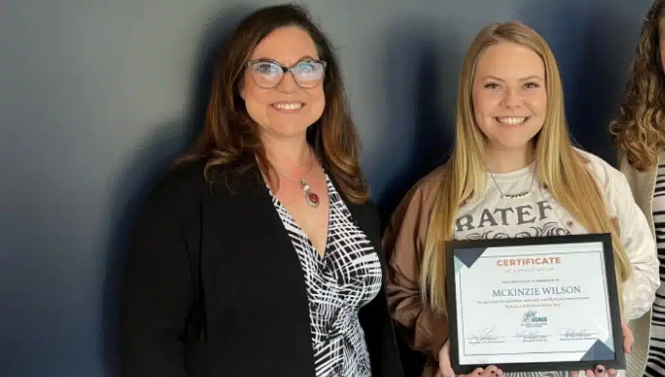 McKenzie W. (right) stands with RH recruiter Kristen Rosen.