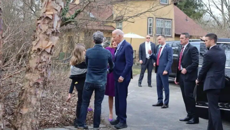 Bidens Visit Restaurant Owners in Rose Valley on Way to Strath Haven Rally