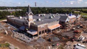 As the new Wegman’s in Lower Makefield is getting ready for its grand opening, construction for the building’s exterior is completed.