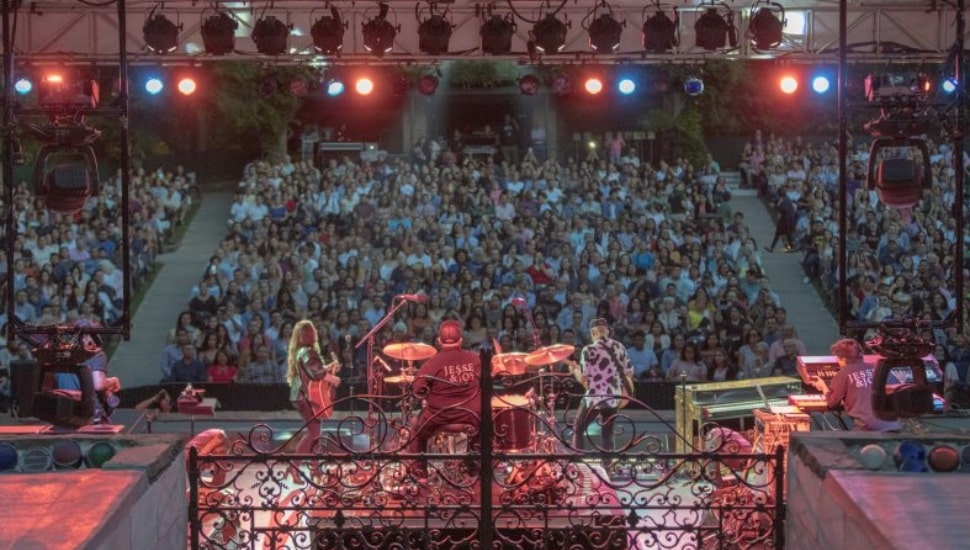 Discover the magic of summer evenings with performances by Keb' Mo', Angélique Kidjo, and more at Longwood Gardens' Open Air Theatre