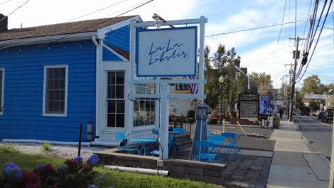 Yardley's La La Lobster serves lobster tacos, nachos, and grilled cheese, along with a big lobster roll called the La La Monstah Roll.