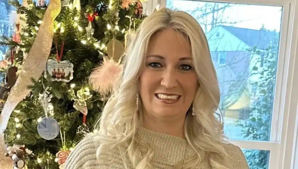 Debut Book by Lindsay Smith of Springfield Emphasizes Customer Experience