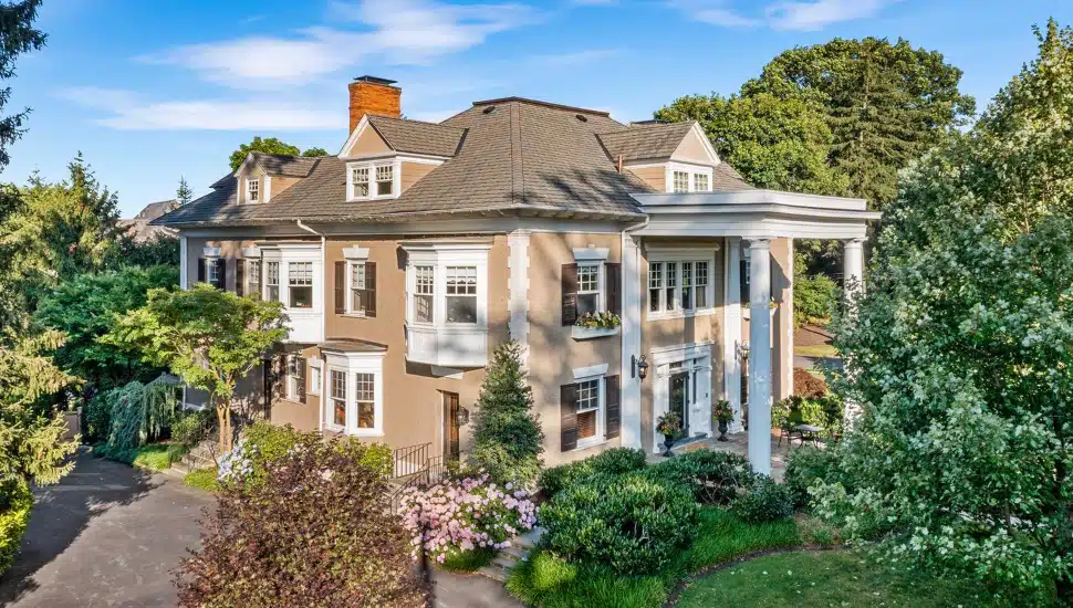 First Bank House of the Week: Exquisite Federal in Wayne