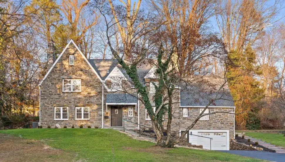 A home at 108 Stratford Lane in Wallingford.