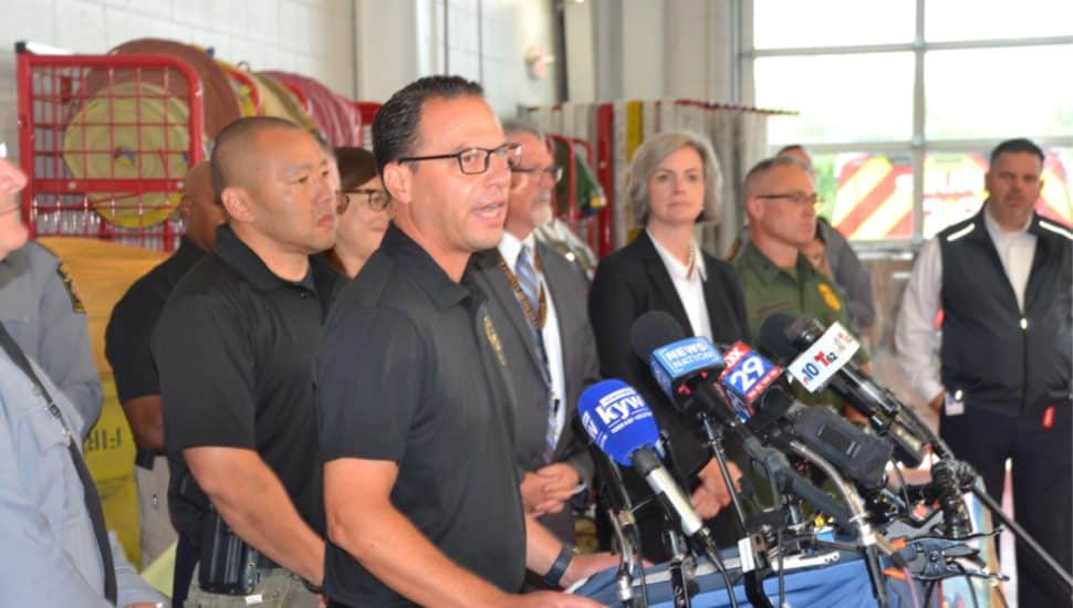 Gov. Josh Shaprio gives a conference about the capture of Danelo Cavalcante.