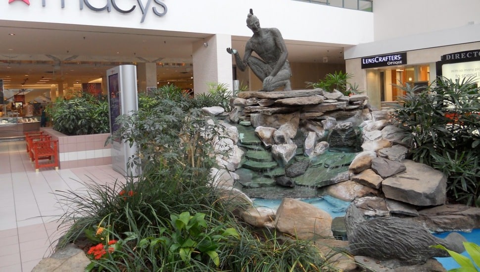 The Tawanka statue at the Neshaminy Mall.