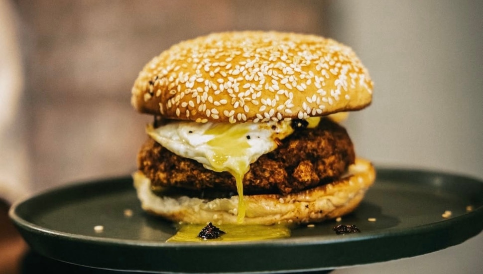 A sandwich on a bun.