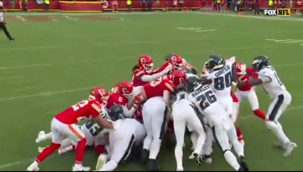 Eagles performing the tush push against the Chiefs.