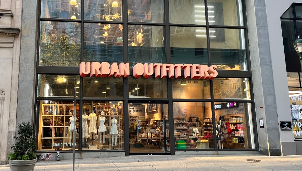 The storefront for an Urban Outfitters store.
