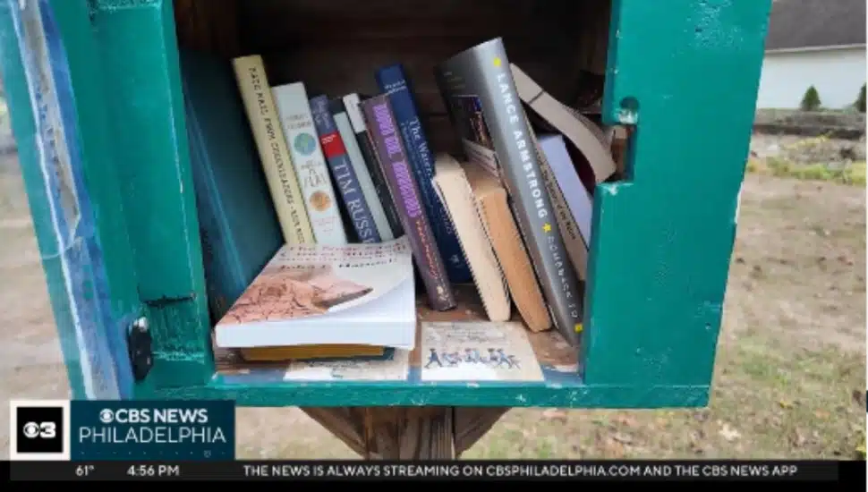 The little library in Merwood Park where the book with the love letters was found.