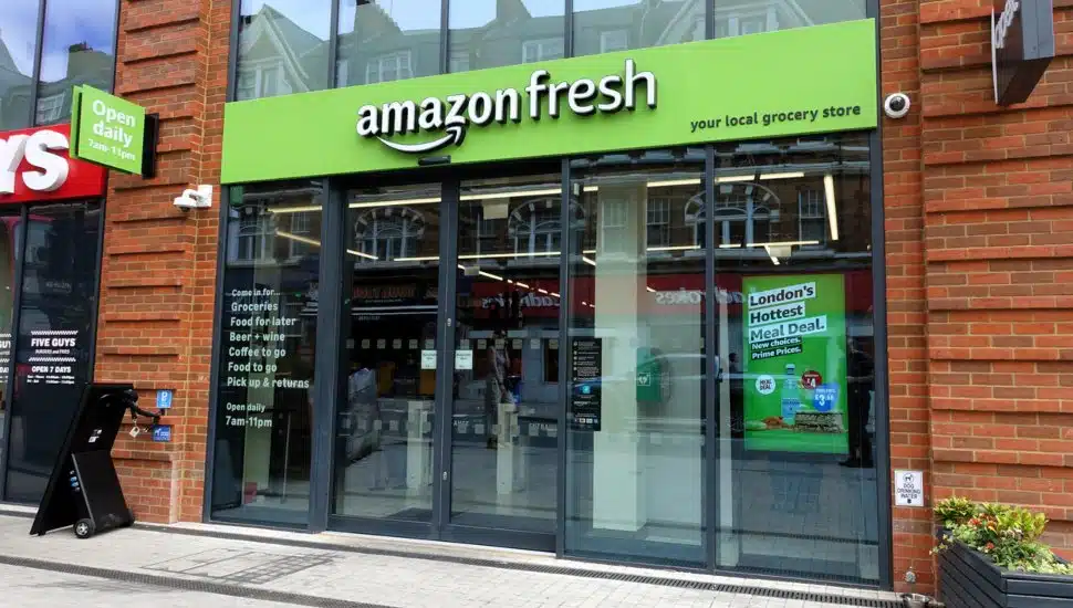 Shoppers Reminisce About Amazon Fresh After Store Closings