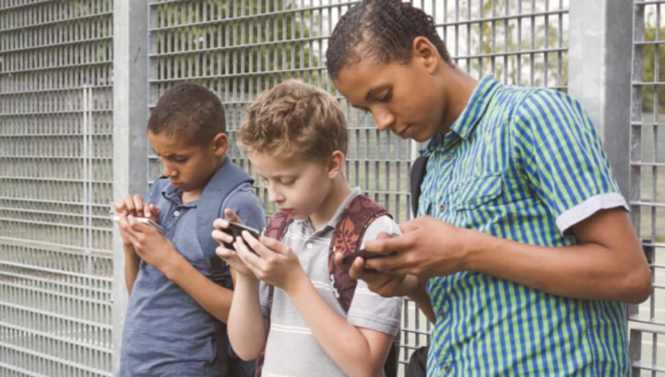 The Art of Boredom: Rediscovering Creativity and Connection in a Digital World