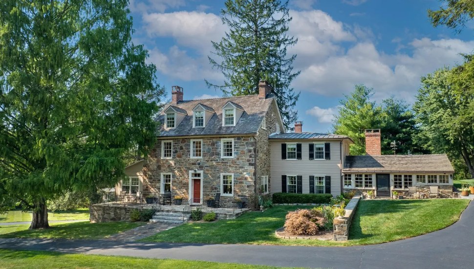 The exterior of the West Chester farmhouse used in 'Marley & Me.'
