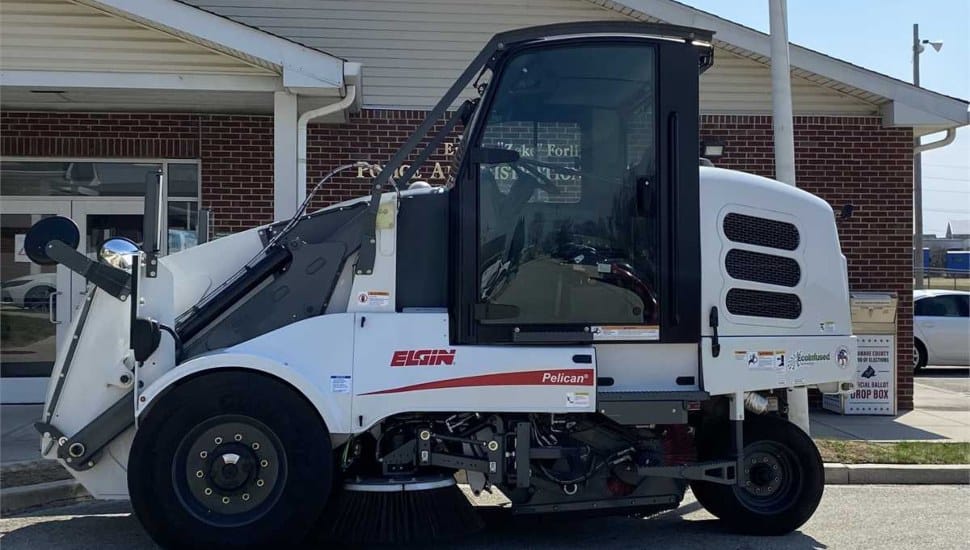 A 2024 Elgin Pelican NP D Dual, Tier 4F street sweeper is being auctioned off.