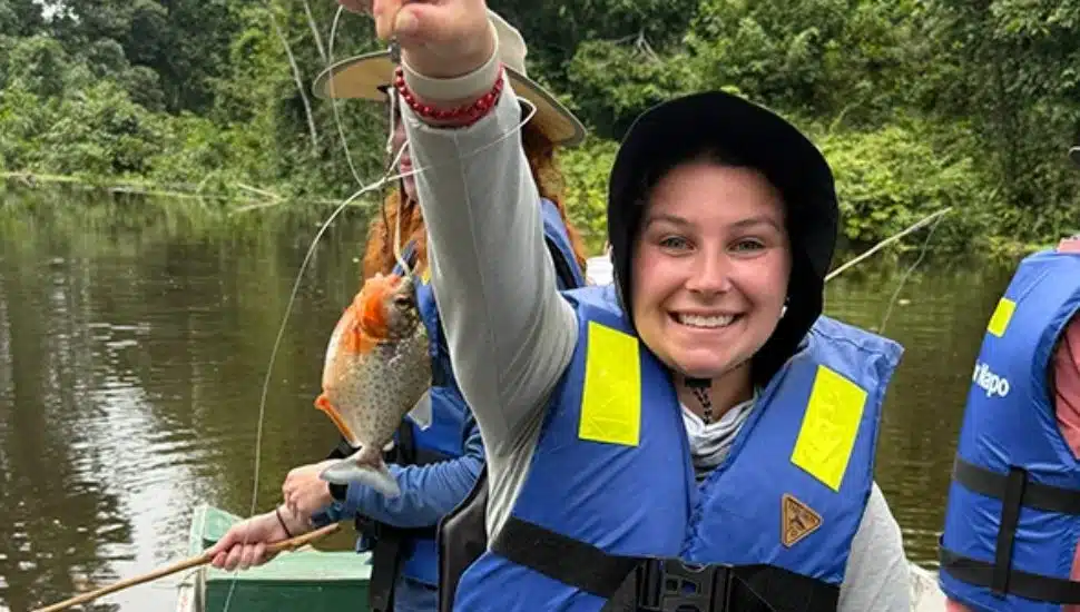 Neumann University PT Students Travel to the Amazon for Hands-On Healing Lessonsย